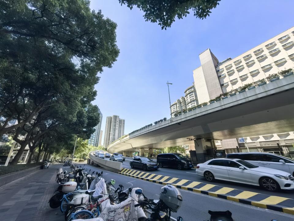 走上海看发展第2049篇——相...